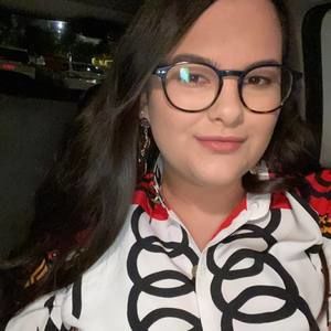 Meet your Posher, Sophie-lee